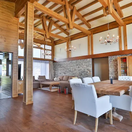 Alpehytte Luxury Pirin Golf & Country Club