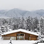 Luxury Pirin Golf & Country Club *