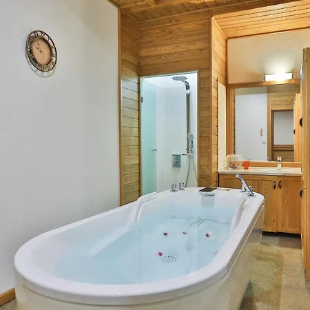 Luxury Pirin Golf & Country Club Chalet *